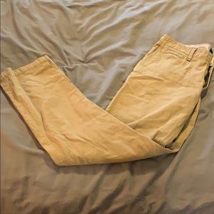 Men’s khaki pants
